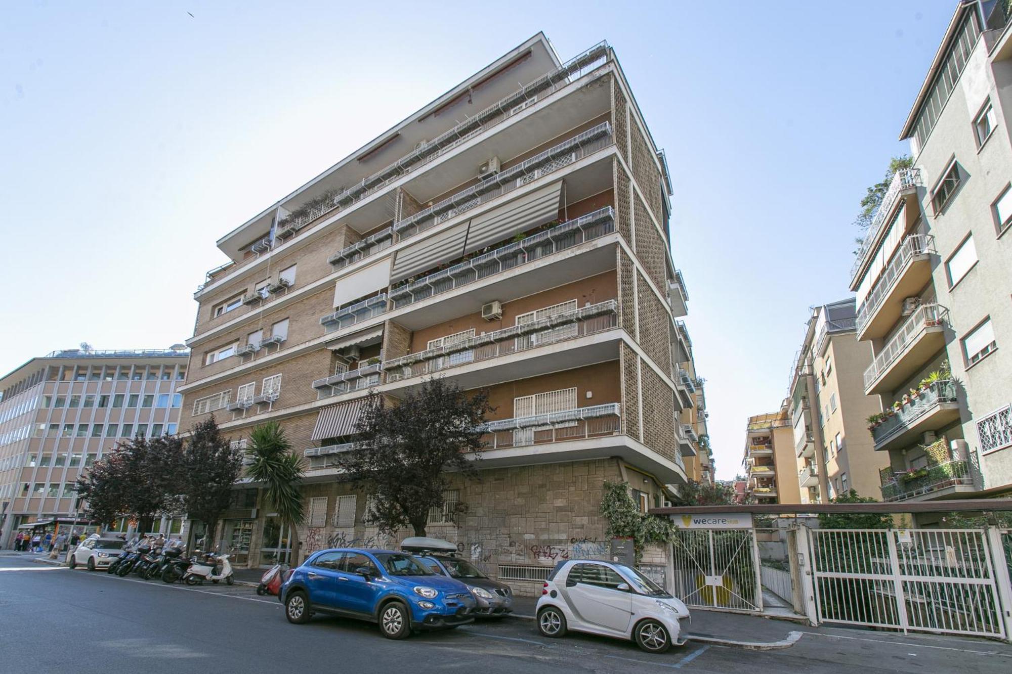 Flamilla Home Next To Vatican Museums Rome Exterior photo